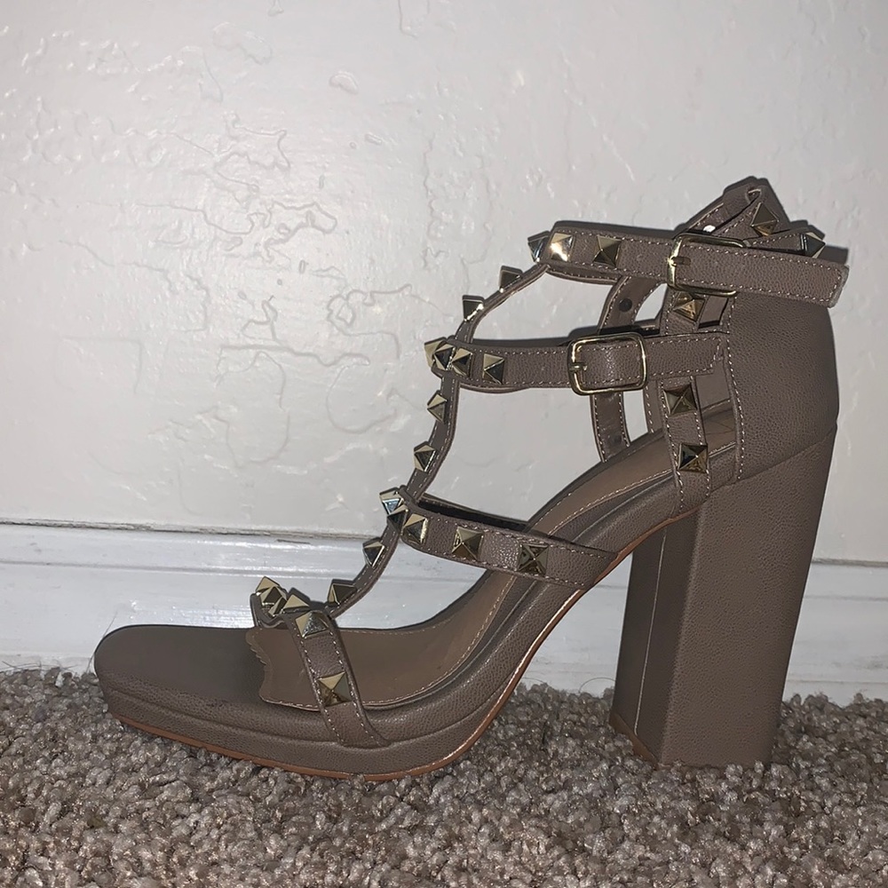 Nude Studded heels